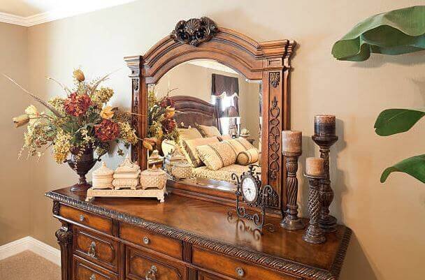 Antique estate liquidators Hialeah Gardens Florida. Updated 2024